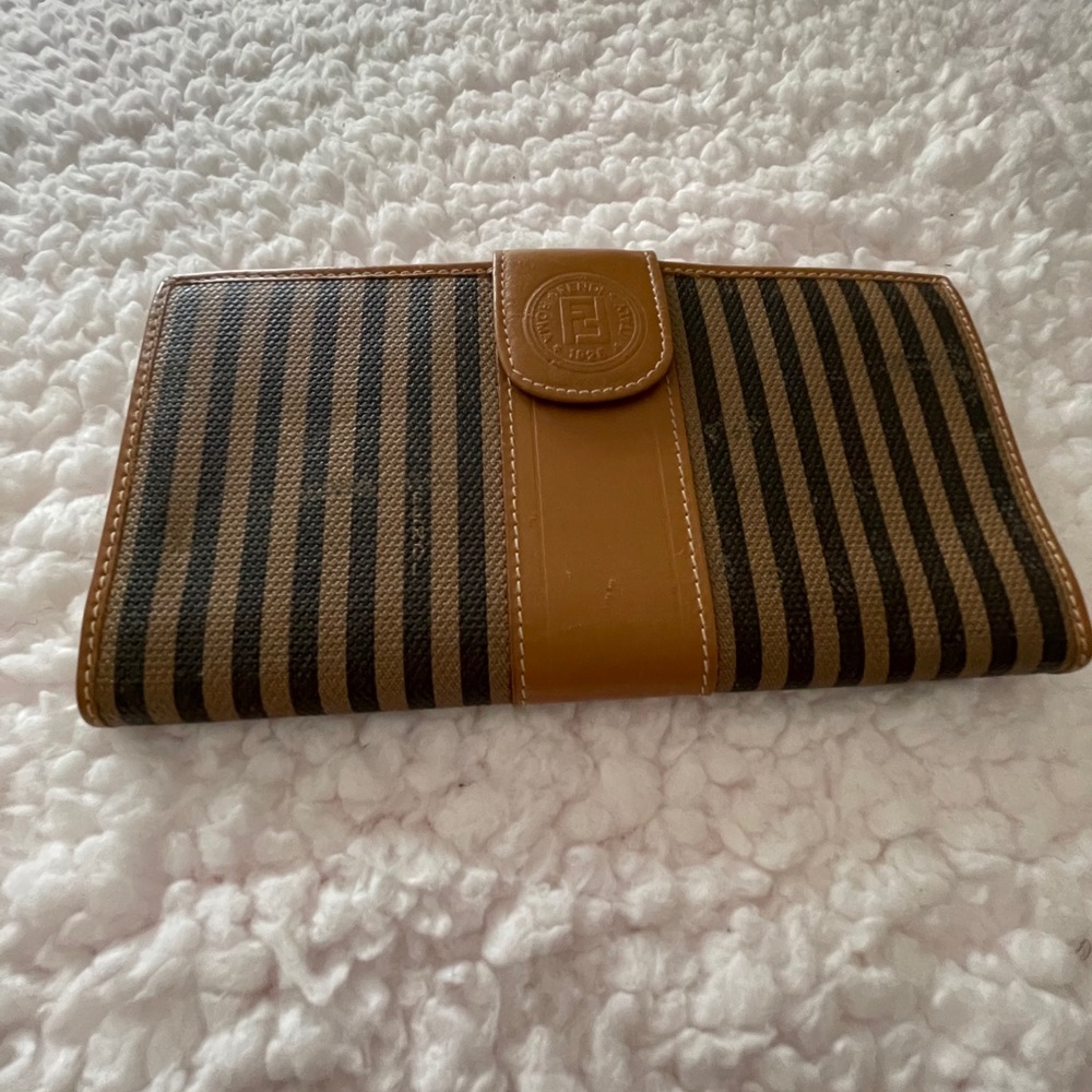 Authentic Fendi Canvas wallet - Picture 9 of 12